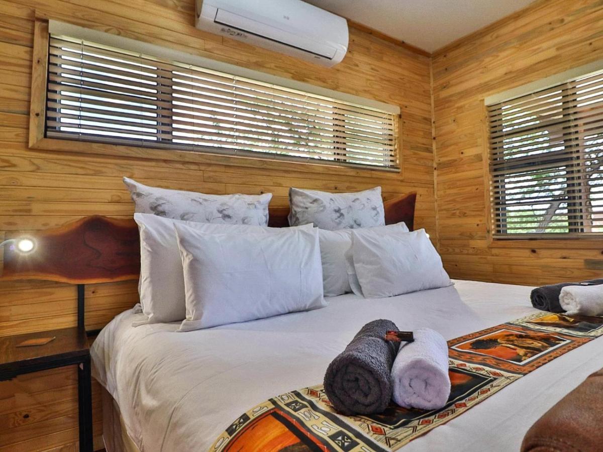 Marloth Kruger View Apartment Marloth Park Bagian luar foto
